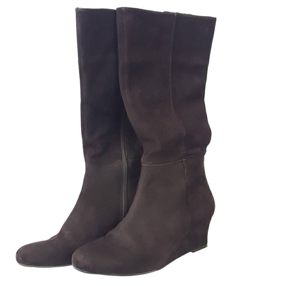 NURTUE BROWN SUEDE WEDGE BOOTS SIZE 8